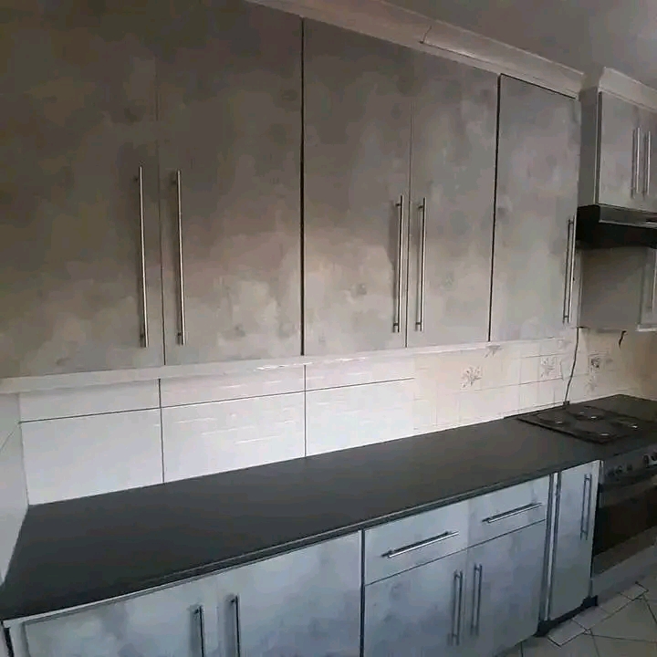 Available immediately 
rental price :r6000 p  in Leondale