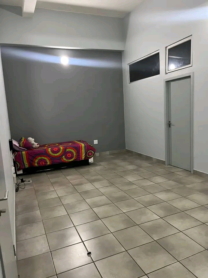 Space available at jeppe post office looking   in Jeppestown