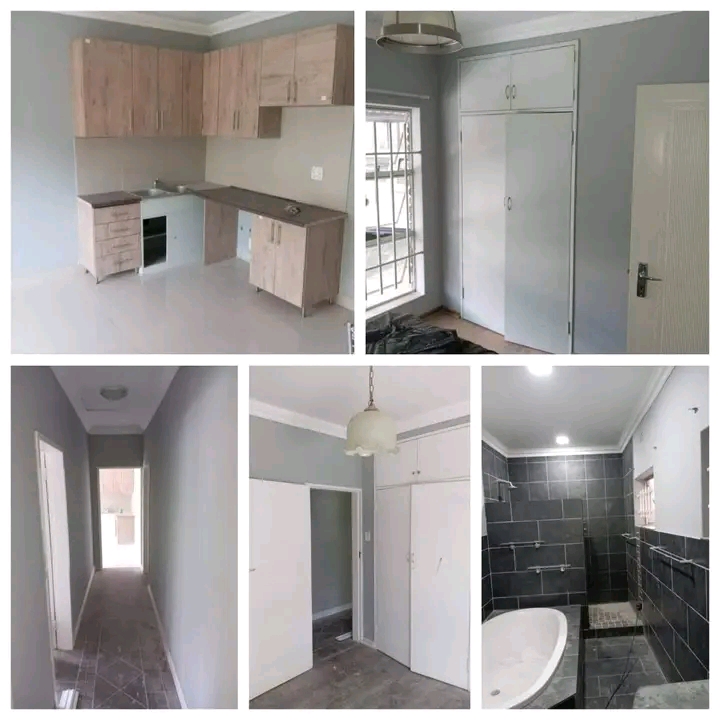 2 bedroom house
- ceiling and tile
- kitche  in Clayville
