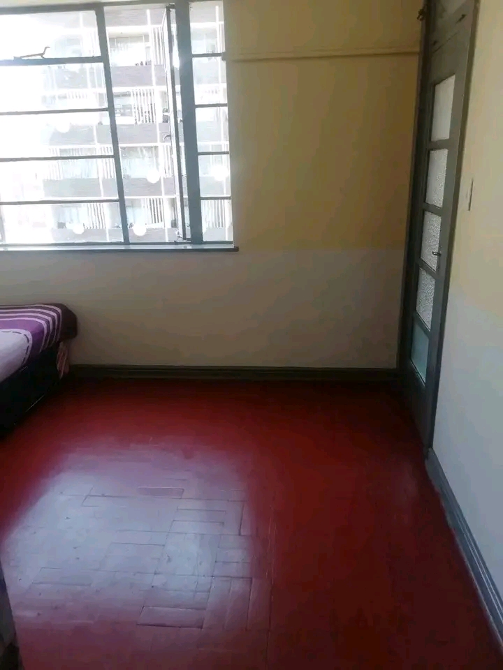 Bedroom space available in berea turdhope and  in Berea