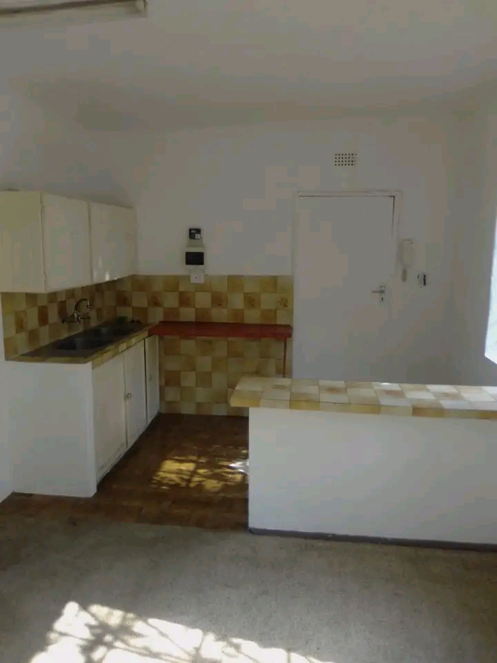 *new rentals ‼️
*available immediately �  in Birchleigh North