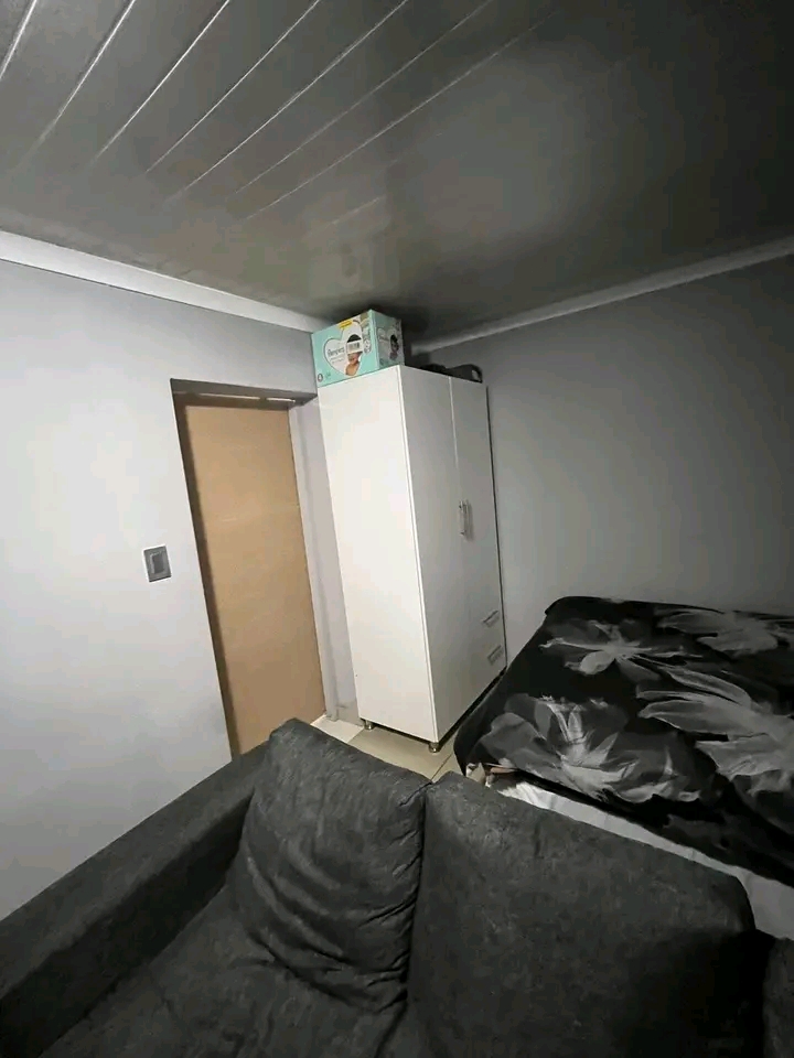 Open-plan cottage for rent

**location:** b  in Birch Acres