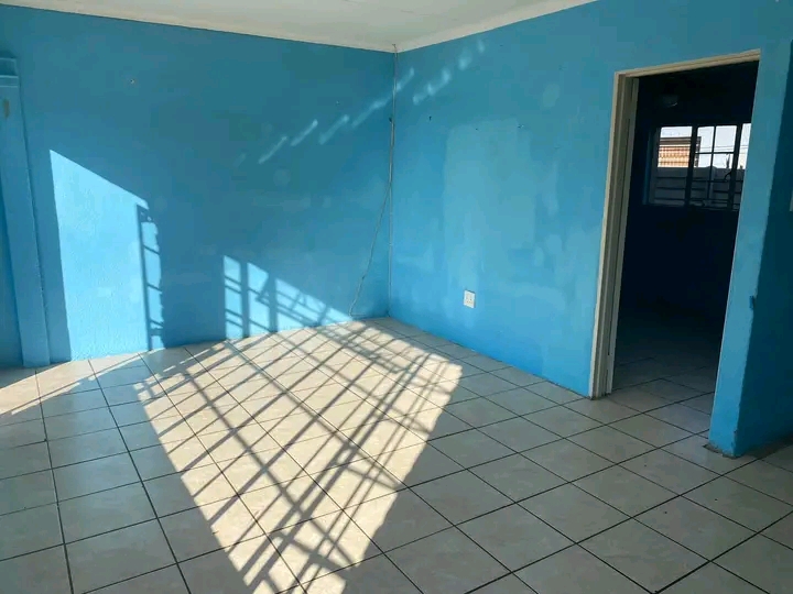 Available immediate.
cozy granny flat perfec  in Boksburg