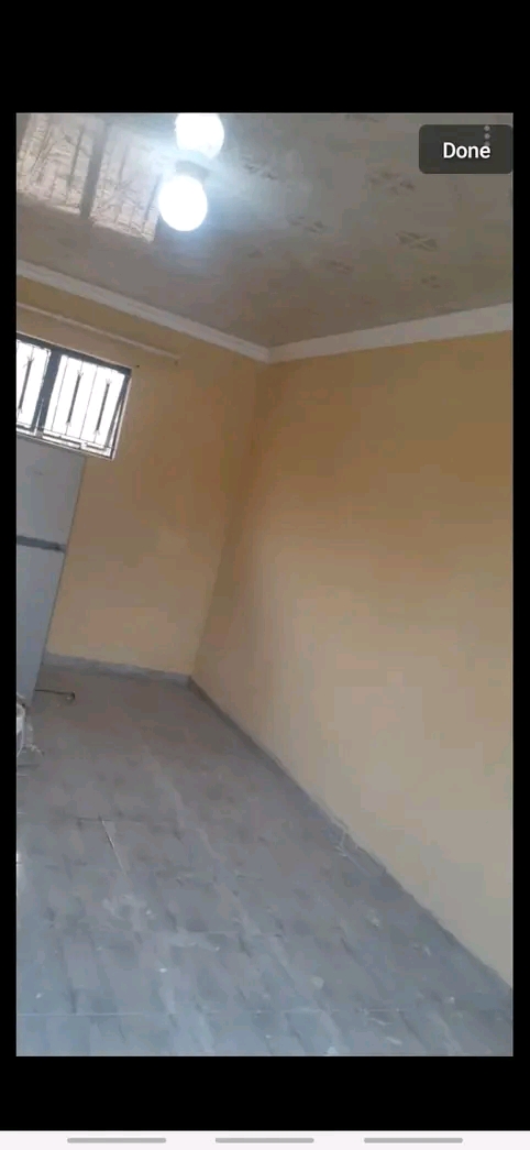 Big garage available at maokeng..parking avai  in Tembisa