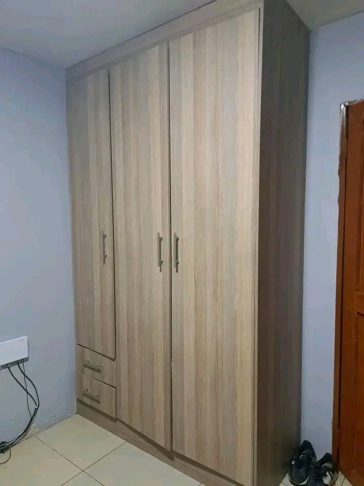 1 bedroom cottage in ext 4
separate lockable  in Ebony Park