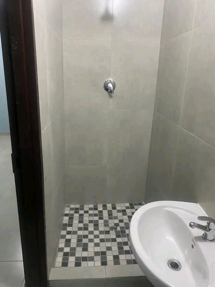 Room to let in ext 27 for r2500,bachelor with  in Protea Glen