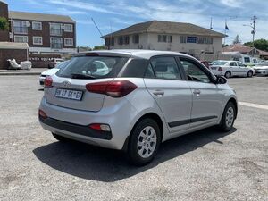 Hyundai i20 2019, manual, 1.2 litres - 2