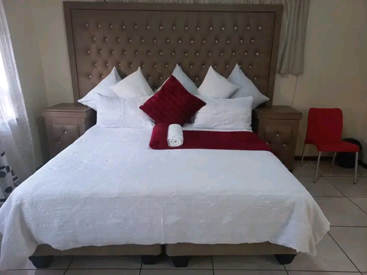 Good news in town, at 26 zea avenue arcon par  in Vereeniging