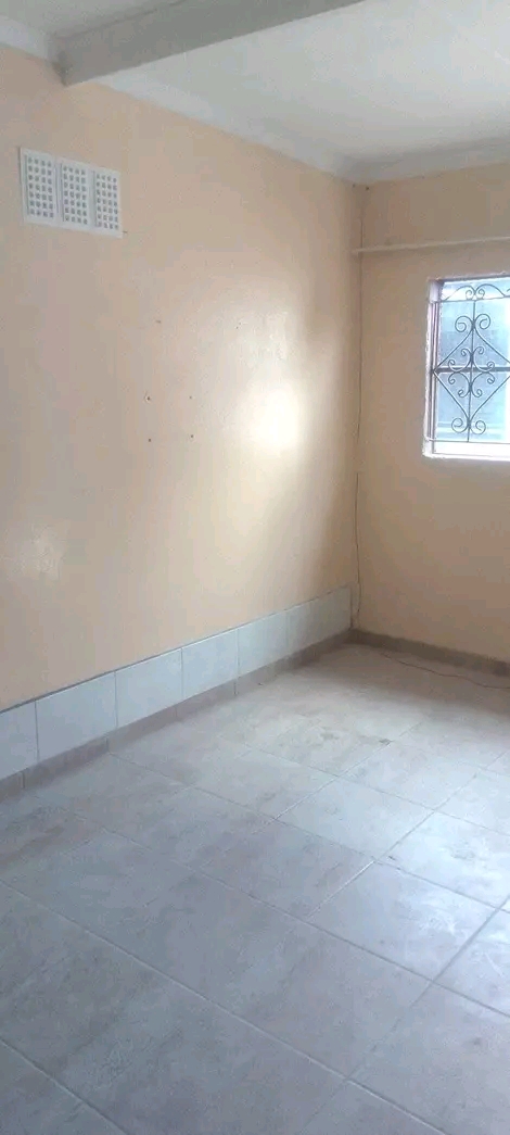 Fully renovated big room to rent own shower a  in Molapo