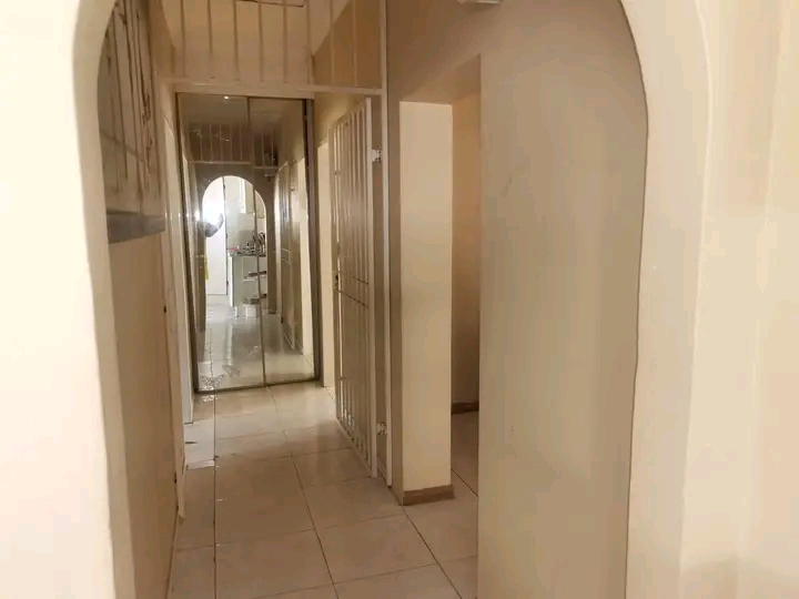 2 bedrooms house with a potential of 2,5 bedr  in Primrose