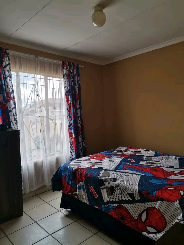 2 bedroom house to rent in ext 34.

house h  in Clayville