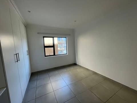 2 x 2 bed 1 bathroom 
pre paid water 
pre p  in Edenvale