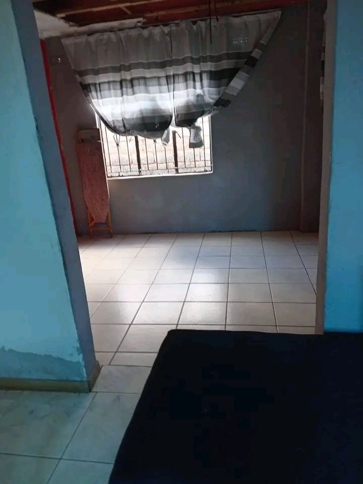 3500 2 bedroom house to rent immediately
300  in Snake Park