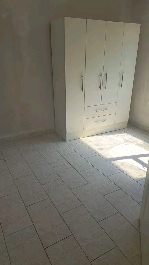 Newly built 2 bedroom cottage available immed  in Vosloorus