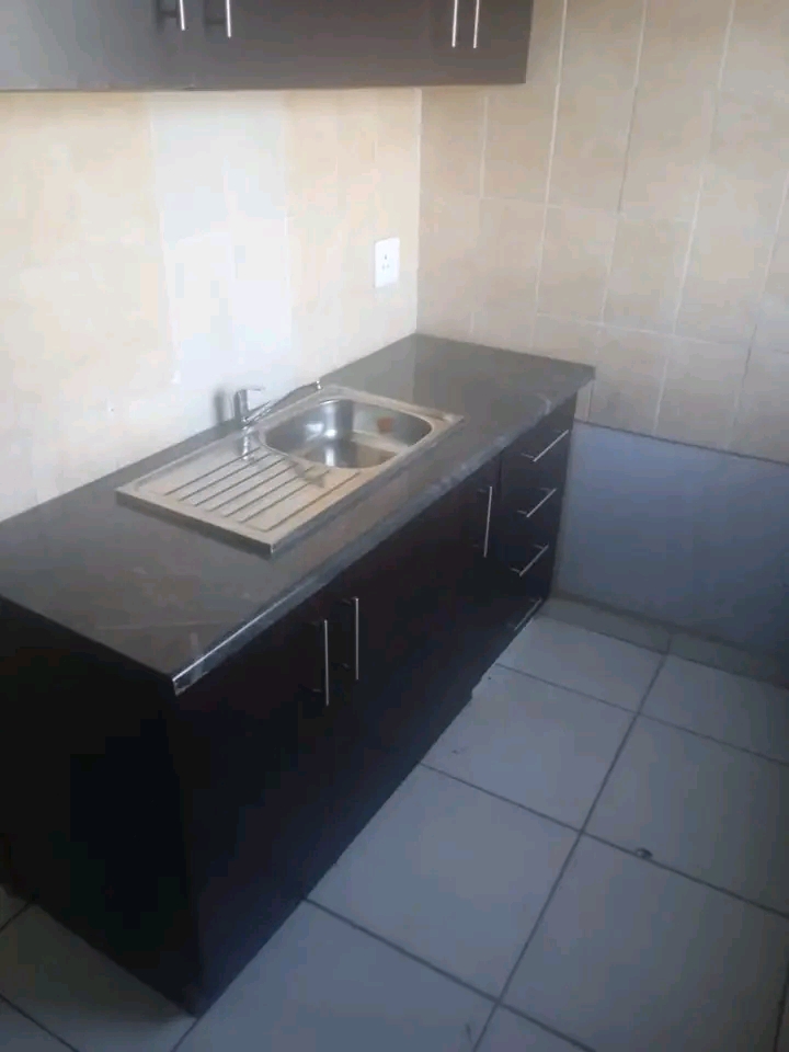 1 bedroom cottage with a fitted  kitchenette,  in Birch Acres