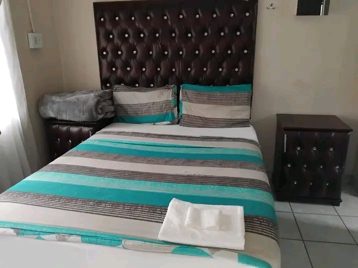 Muffins guesthouse a home away from home,frie  in Sasolburg