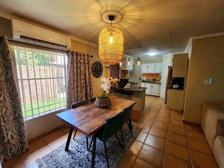 Celtisdal, centurion rental

come and relax  in Centurion