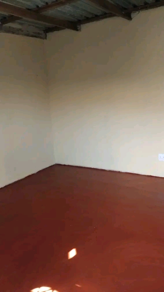 Room available to rent in phase 2 ngase tanke  in Braamfischer