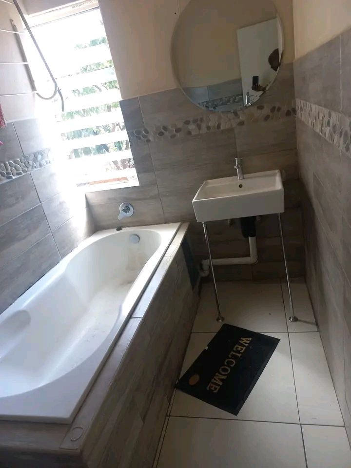 Accomodation (room) available 01 may 2024 in   in Sunnyside