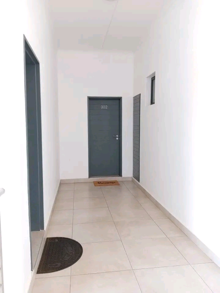 I 93 on new: 2 bedrooms, 2 bathrooms apartmen  in Midrand