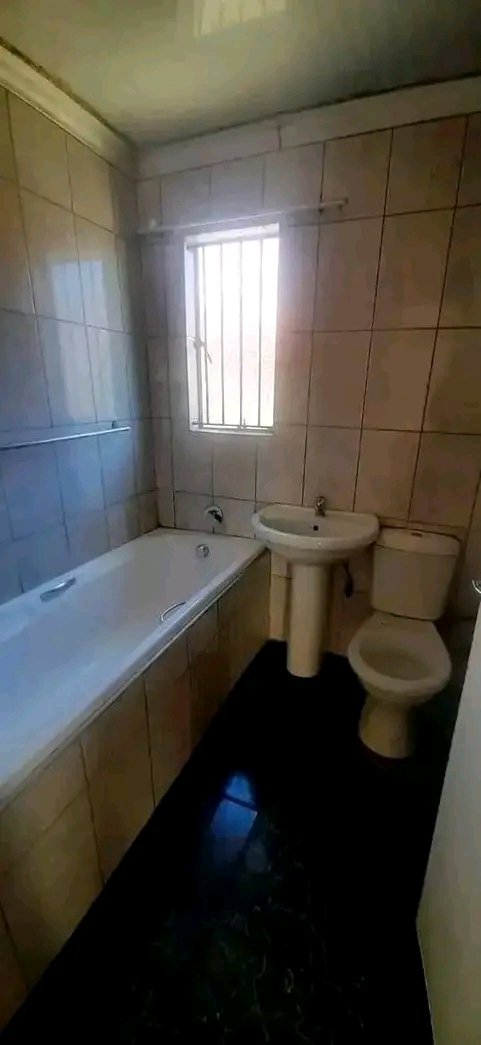Full house  in extension 4
with:
2 bedroom   in Ebony Park