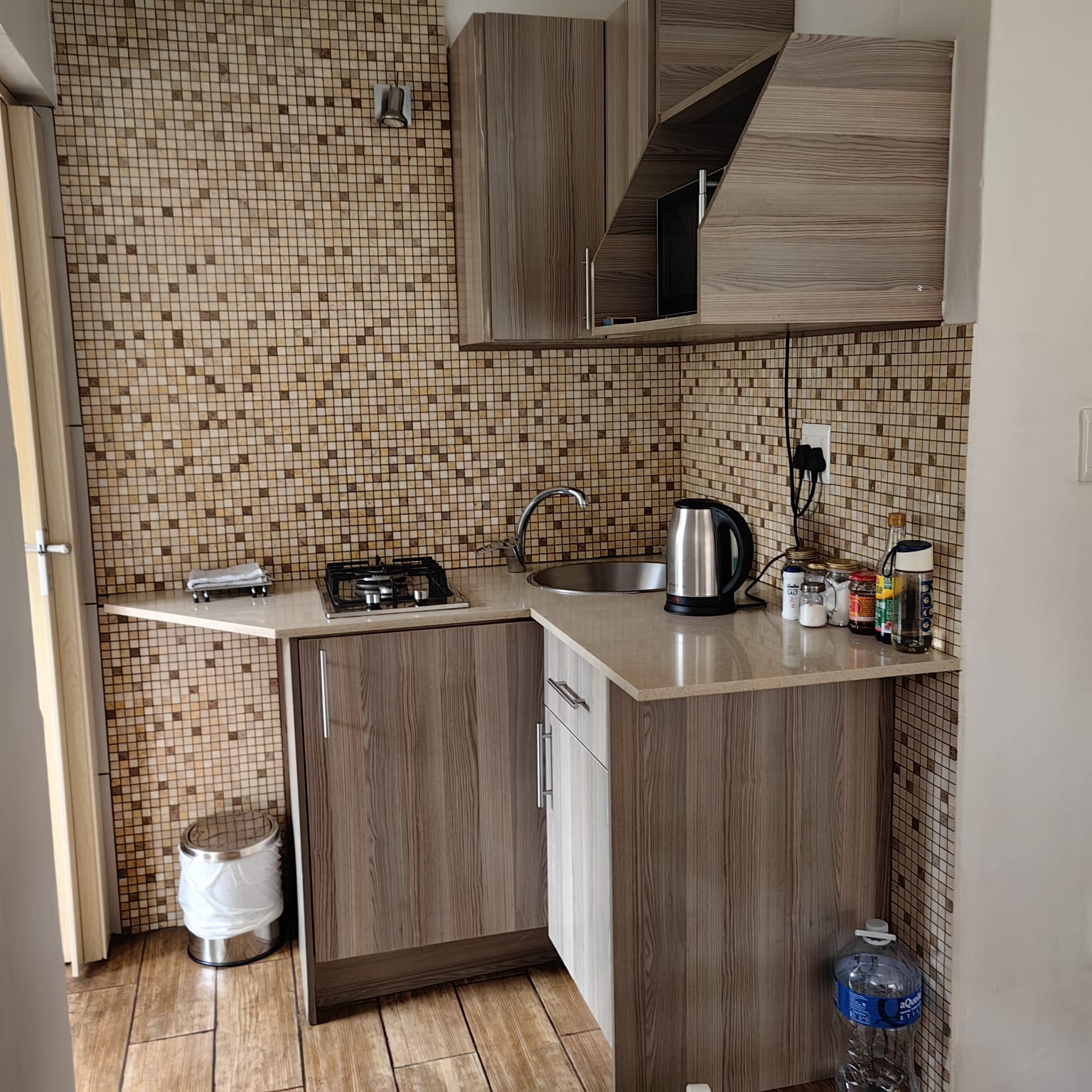  50 galena  
short term 

50 galena offers  in Roodepoort