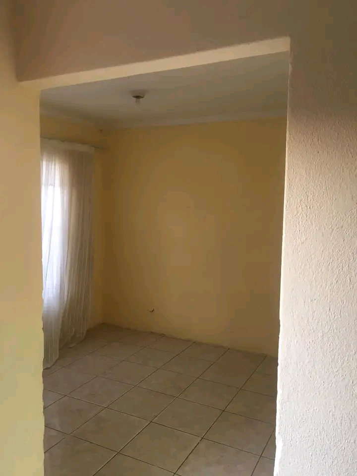 3 bedroom stand alone house available immedia  in Allandale