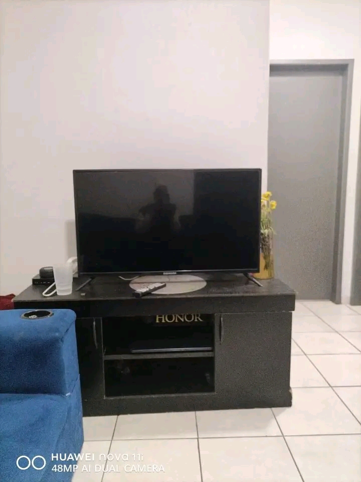I need a male(south african) to share a room   in Maboneng