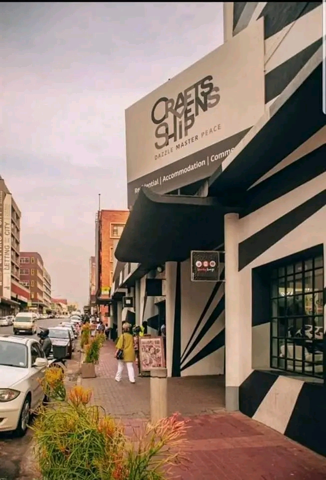 Adress 260 main street,
craftsmanship apartm  in Maboneng