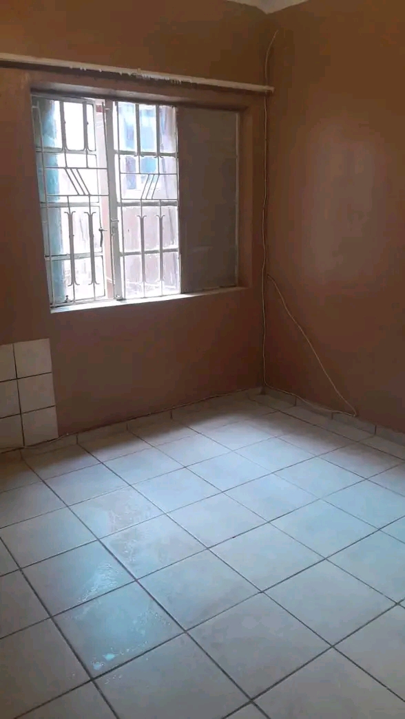 Accommodation in ext1.twò bedroom house for   in Rabie Ridge
