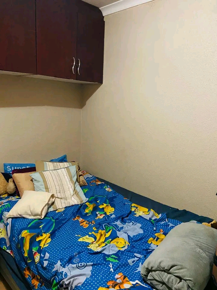 2 bedroom 2 bathroom available for rent
2 be  in Dawn Park