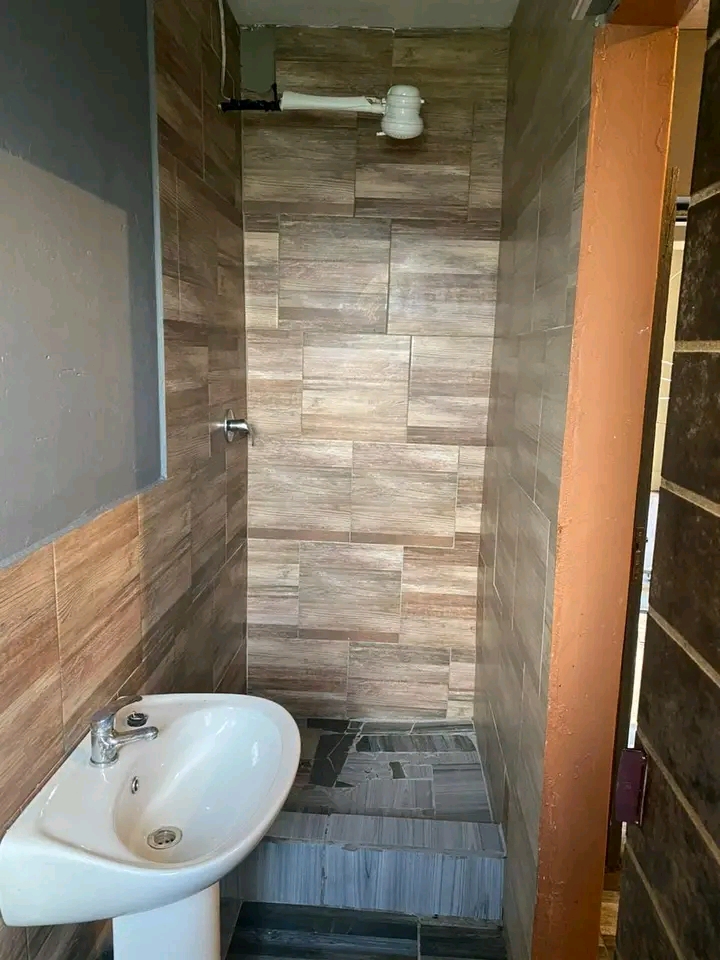 Buso agents bachelor available at hospital vi  in Tembisa