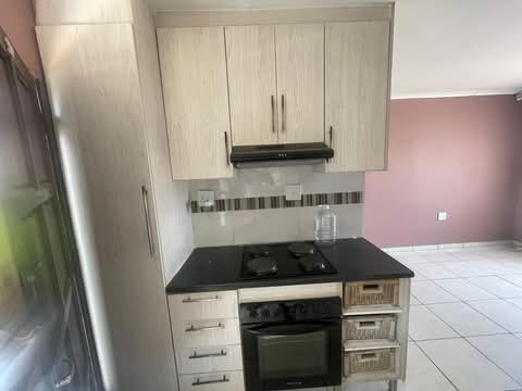 2 bed house for rental in block vv
- next to  in Soshanguve