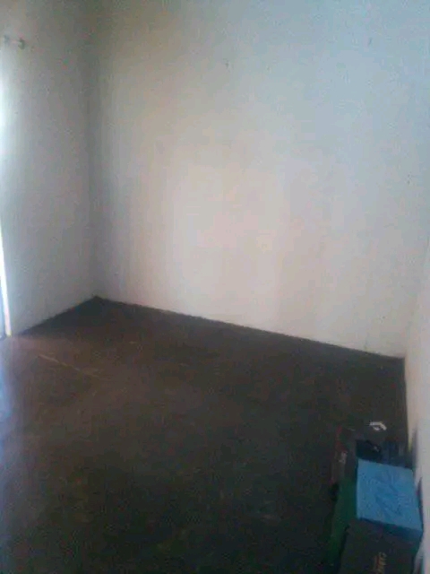 Huge garage with separate bedroom, sitting ro  in Dobsonville