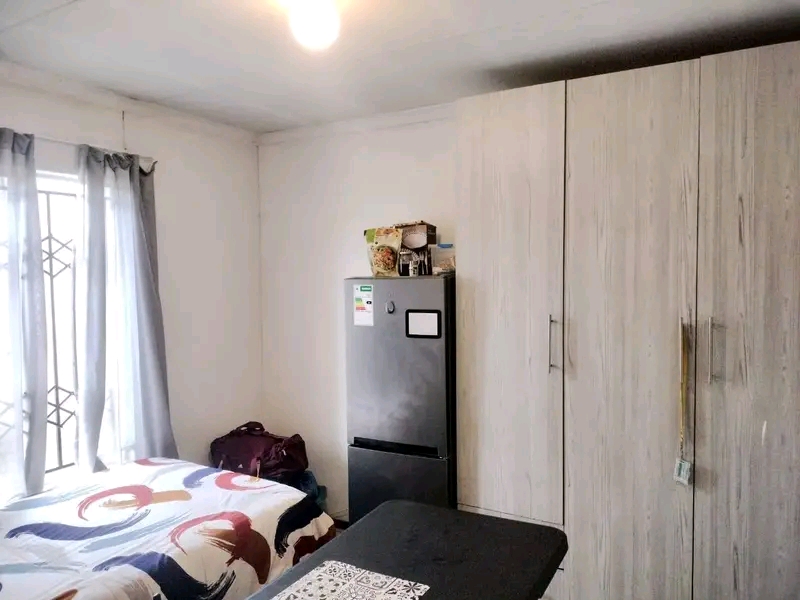 3 bedrooms, 2 bathroom available for rent. si  in Cosmo Creek