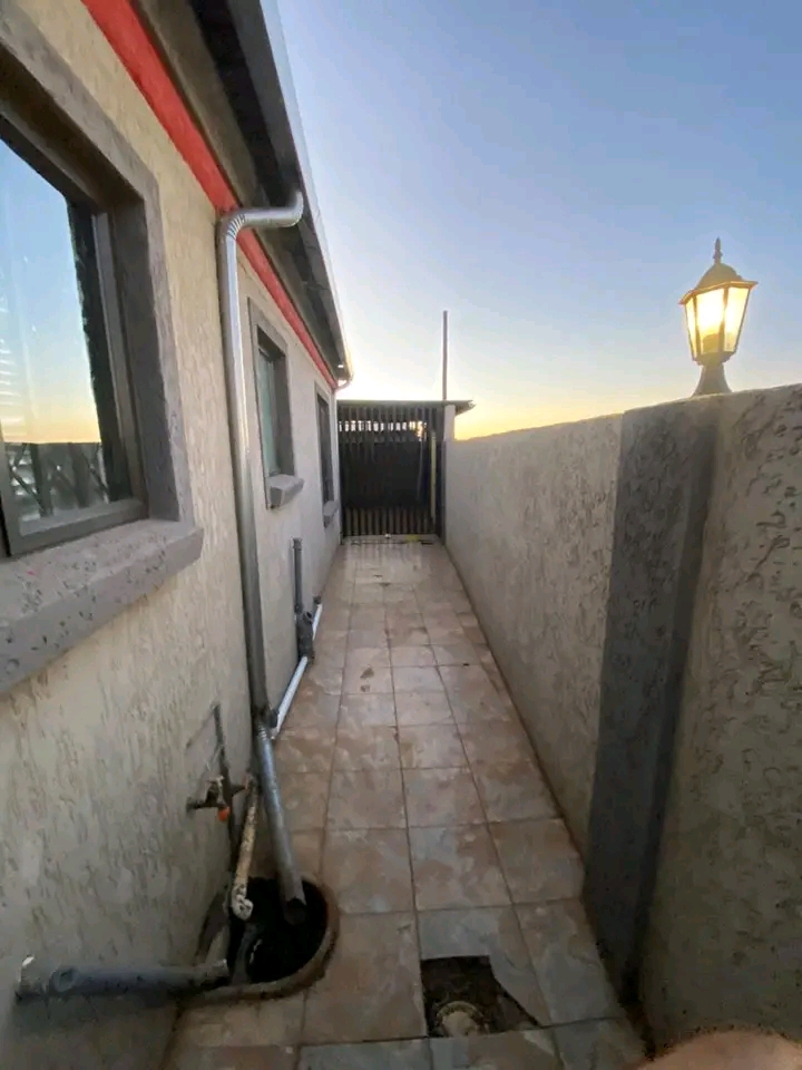 ⚠️beautiful 3 bedroom corner house for re  in Vosloorus
