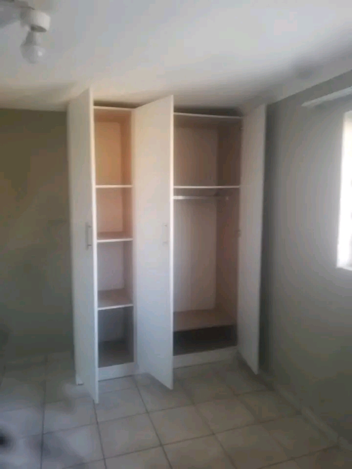 2 bedroomed cottage available @15 naiper stre  in Haddon