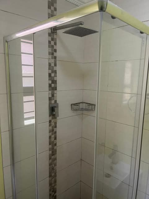 Bachelor available for rental r4200
all incl  in Cosmo City