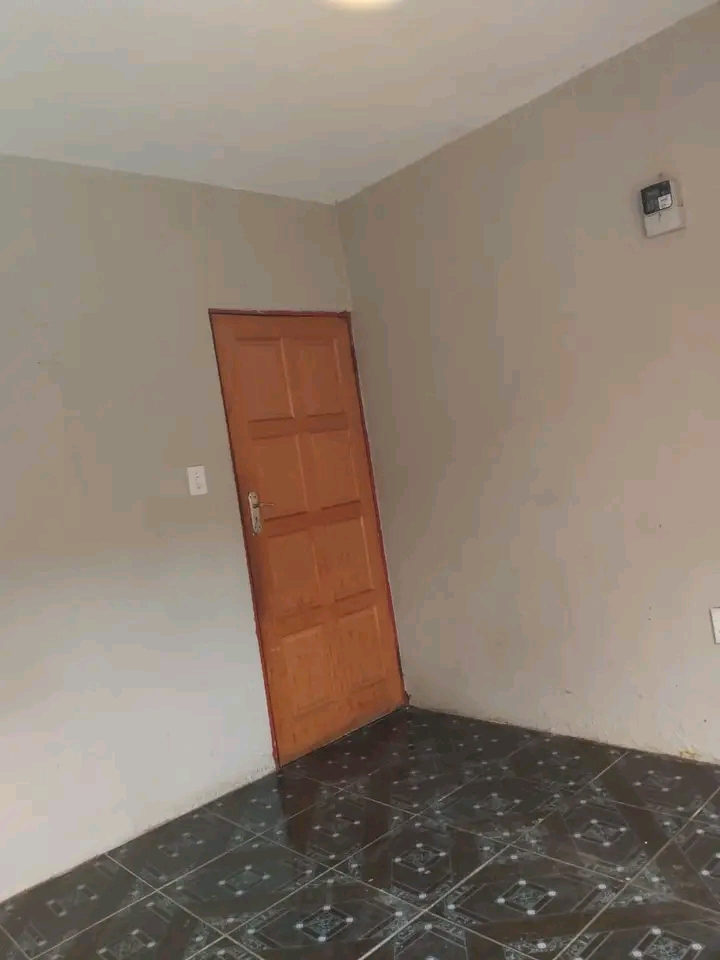 I ve got three units for people who are start  in Ebony Park