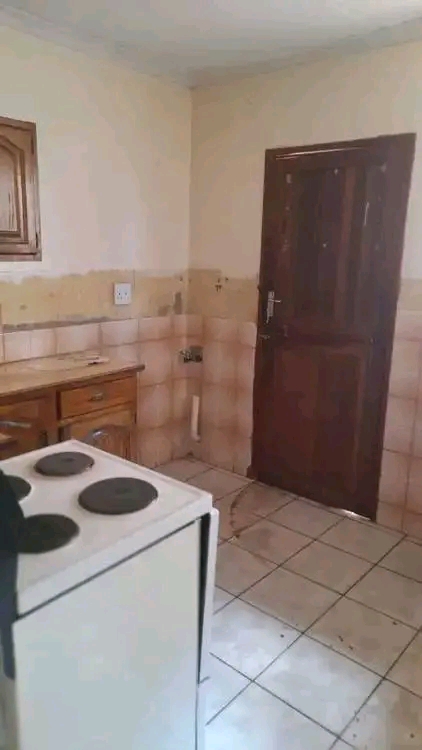 Two bedroom house  available in roets drive a  in Vosloorus