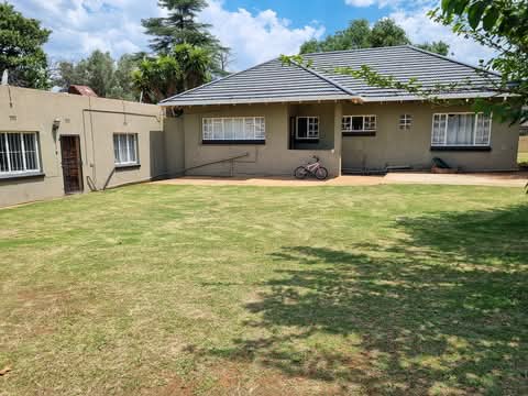 Cottage for rental kempton. 
a spacious open  in Birchleigh
