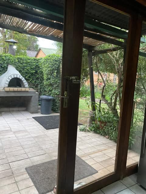3 bedroom house with fitted kitchenette with   in Rabie ridge