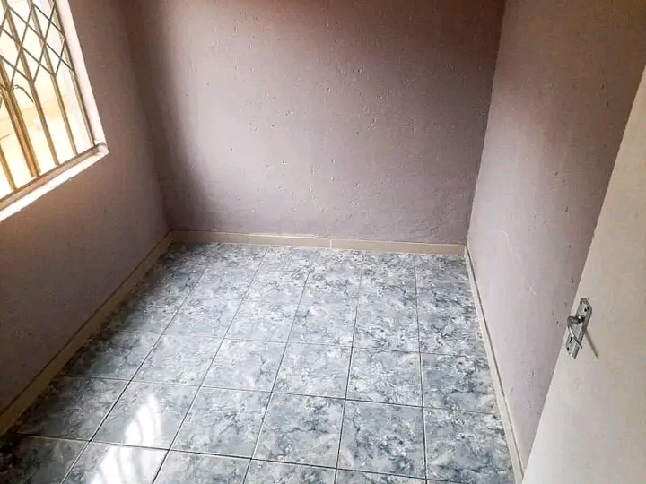 Home for rental (ext 16) - soweto 
3 bedroom  in Protea Glen