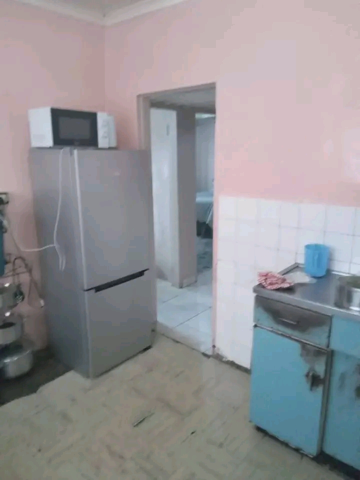 3500 2 bedroom house to rent immediately zone  in Meadowlands