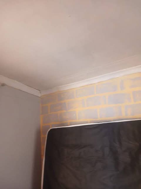 R850 mapetla
whatsapp or call me agent fee r  in Mapetla