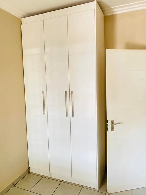 2 bedroom house available for rental new deve  in South Hills