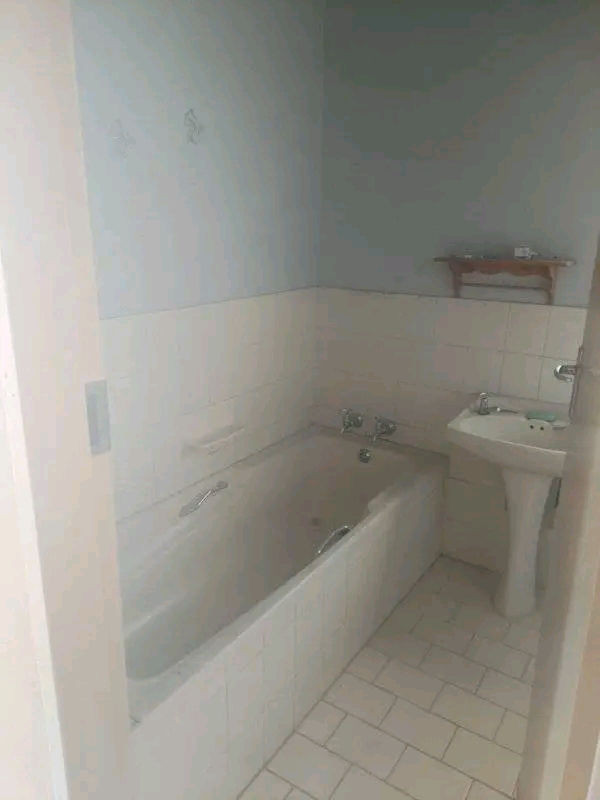 1 bedroom cottage with fitted kitchen, fitted  in Birch Acres