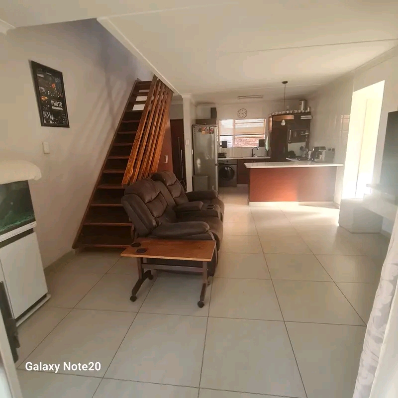 Stylish house is up for rental 1 september202  in Benoni