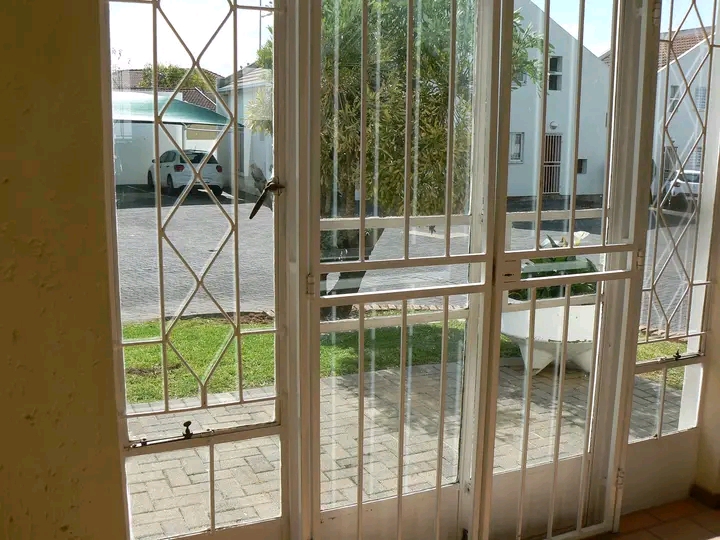 1 bedroom duplex unit available in johannesbu  in Lyndhurst