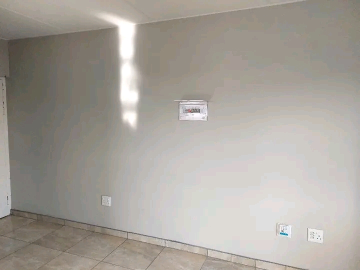 A 2 bedroom apartment for r4000 and deposit r  in Ebony Park